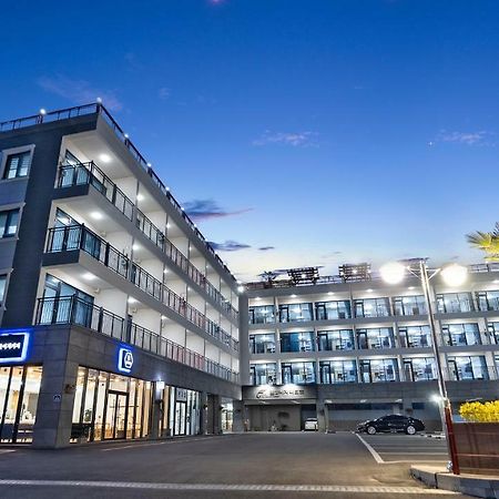 Gold Beach Resort Yeosu Buitenkant foto
